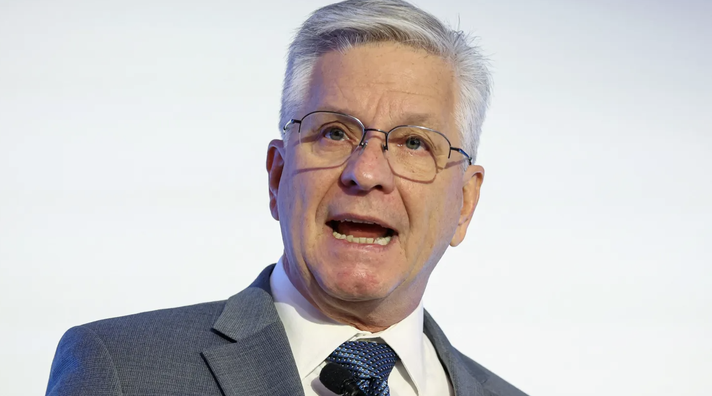 美联储理事预计12月降息，但对通胀仍感担忧